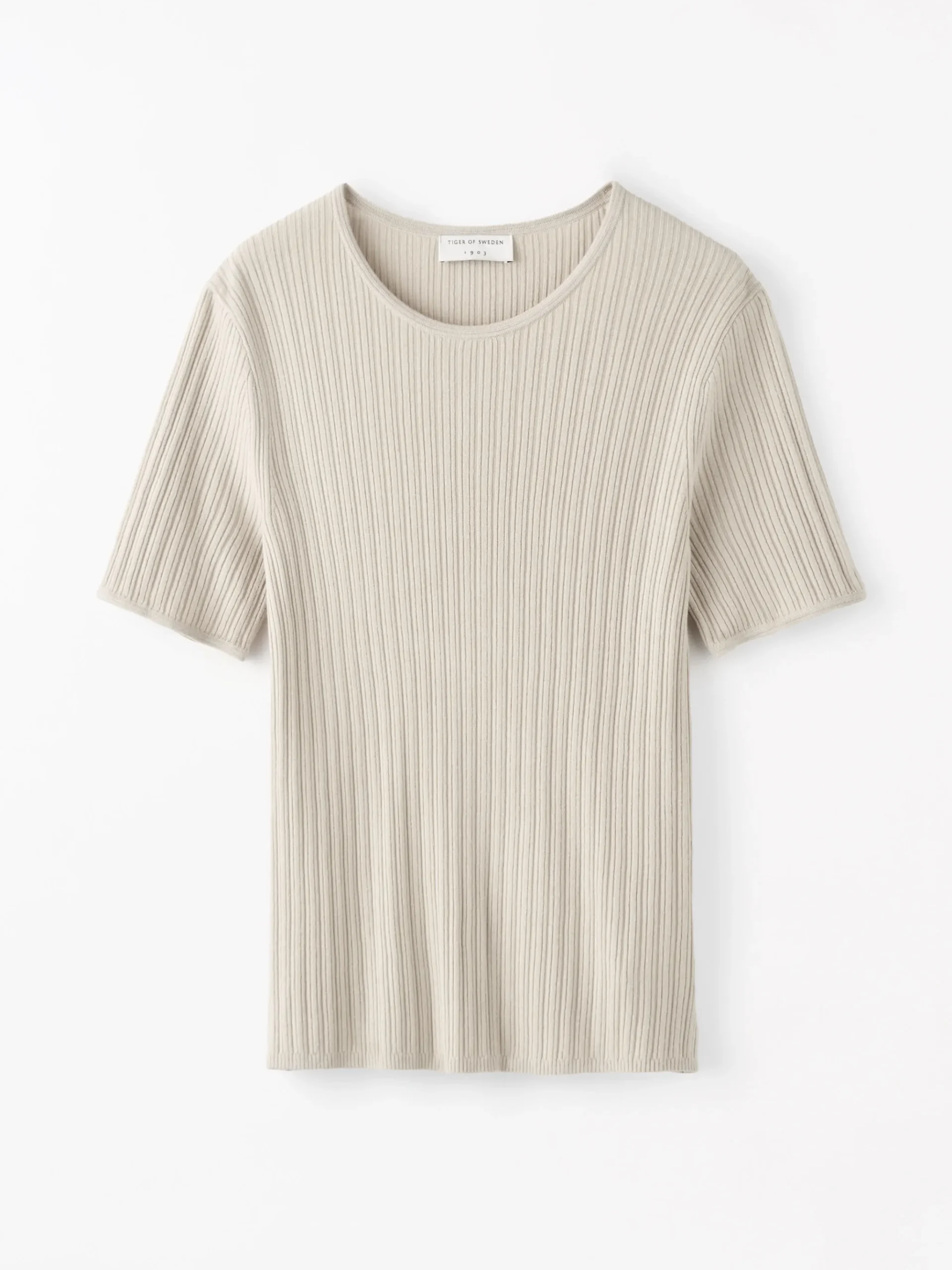 Mae Stickad T-Shirt