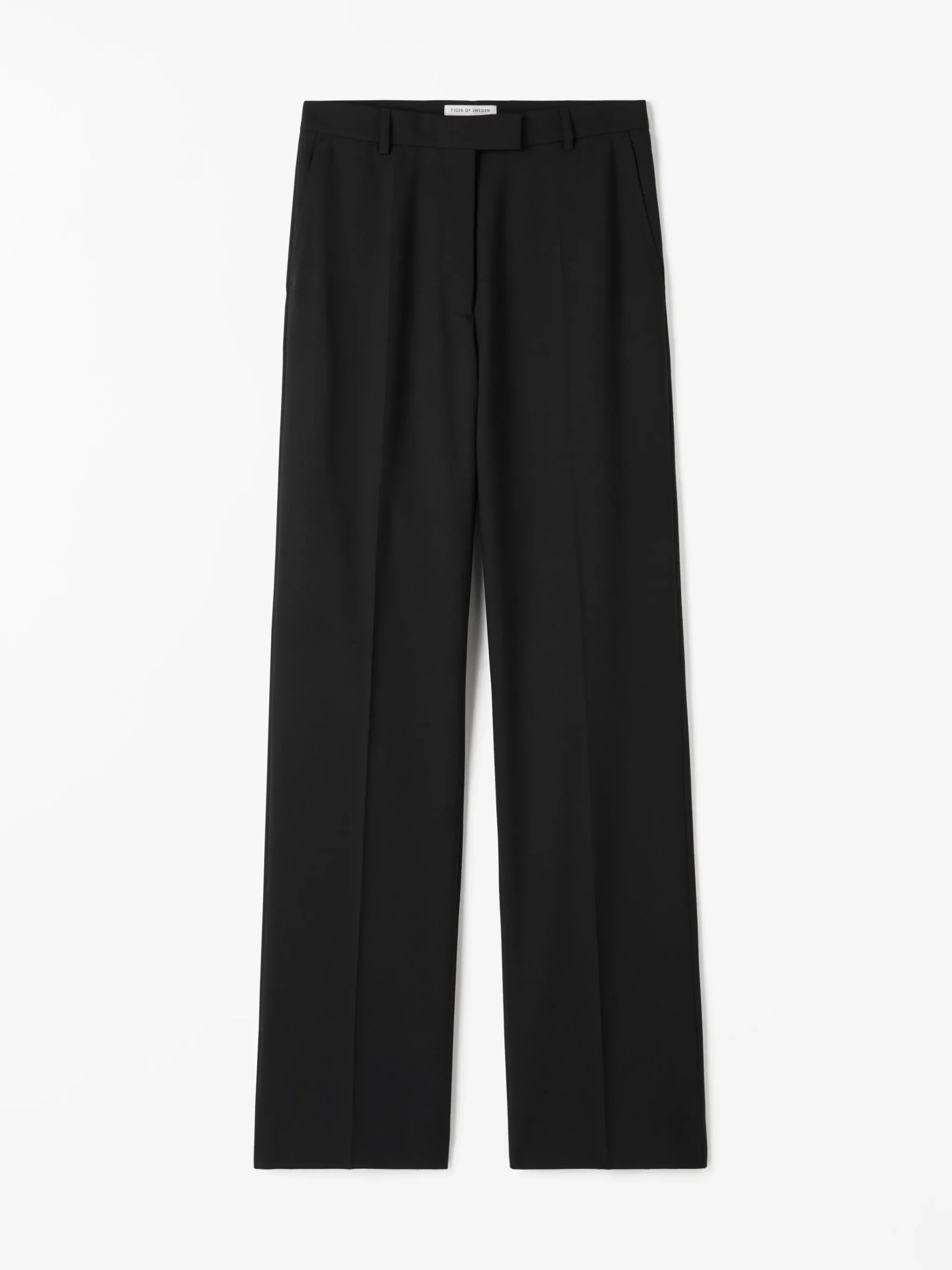 Narina Regular Fit Svart Kostym