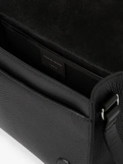 Sonti Crossbody Väska i Läder